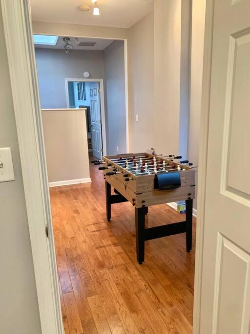 Upscale 2Bd/1.5Ba Townhome Mins To Jhh & Downtown بالتيمور المظهر الخارجي الصورة